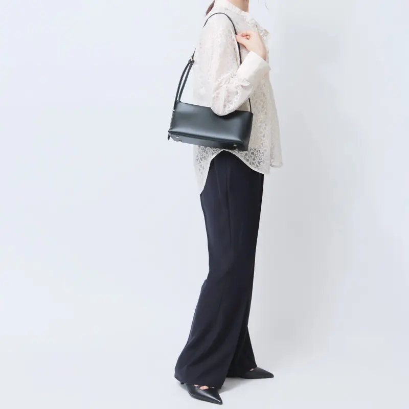 プンティのショルダーバッグ PORTRAIT-ONE SHLD | 送料無料|≪9月末
