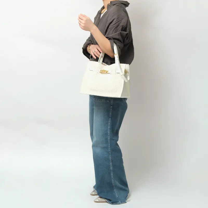 VIOLAD'OROのSANDRO 2way かごバッグ | 送料無料|オフホワイト VIOLAD'OROのSANDRO 2way かごバッグ | 送料無料|オフホワイト