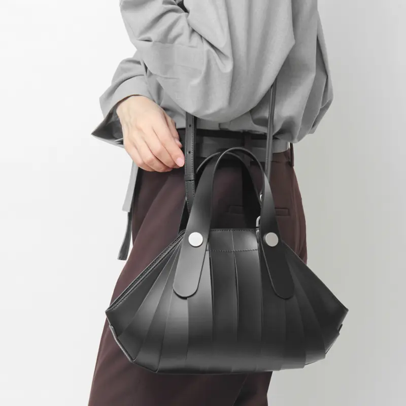 hiroko hayashiの2wayバッグ OSSO | 送料無料|ブラック | DANJO 公式