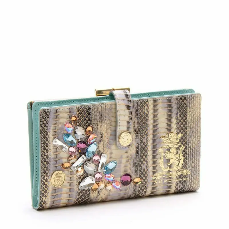 スネークレザー クリスタル付 がま口 長財布