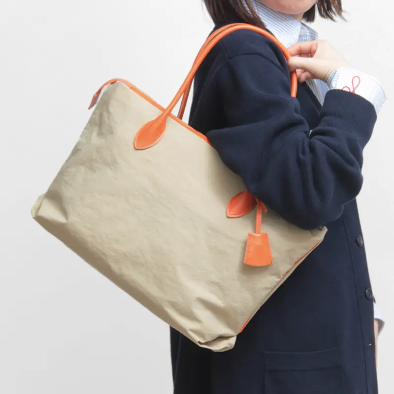 MUZICA VITA ムジカヴィータ コンブナイロン×牛革 トートバッグ