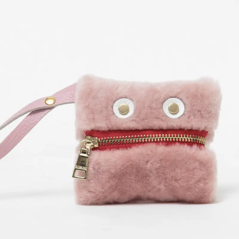RIPANI リパーニ Rippy charms フェイスモチーフ ムートンバッグチャーム CAMELIA