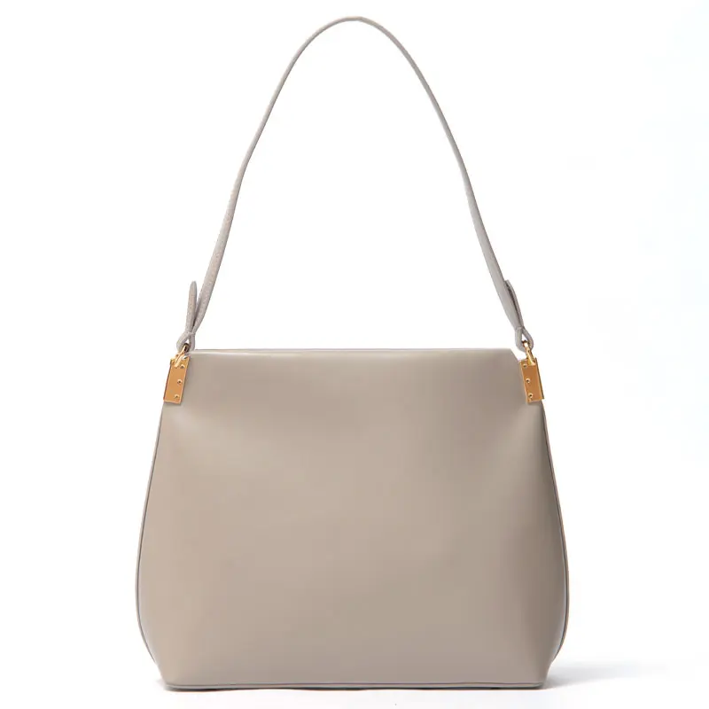 MAESTOSO マエストソ AURORA レザー ショルダーバッグ