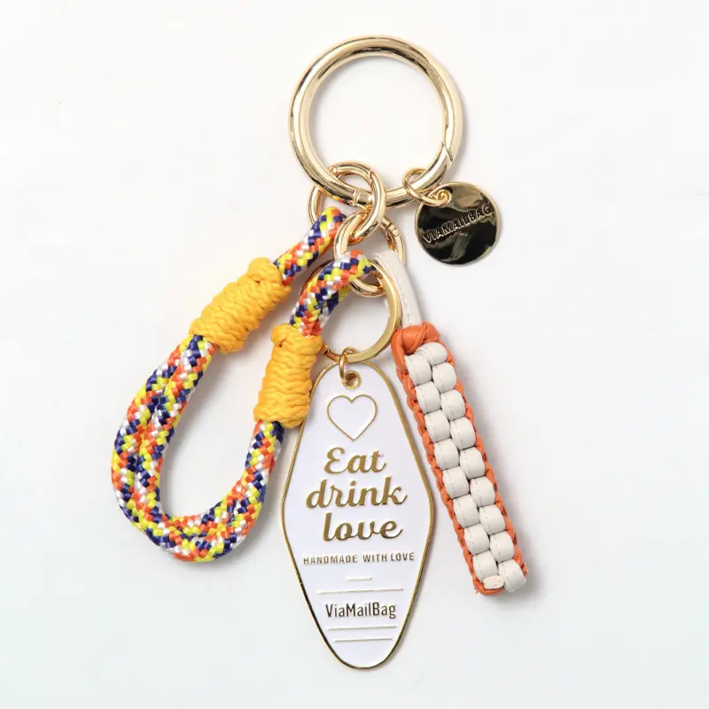 VIAMAILBAG ヴィアメイルバッグ バッグチャーム WHITE