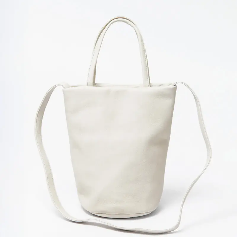 Ampersand アンパサンド ウォータープルーフレザー 2way トートバッグ (M) アイボリー