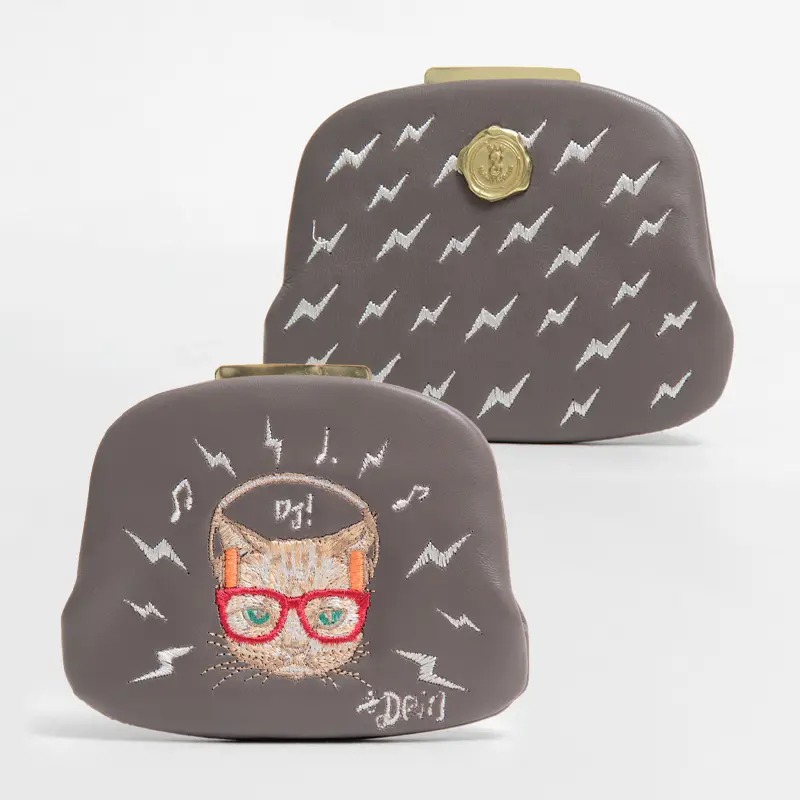 SAN HIDEAKI MIHARA サンヒデアキミハラ D[di:] コラボ がま口ミニウォレット グレージュ