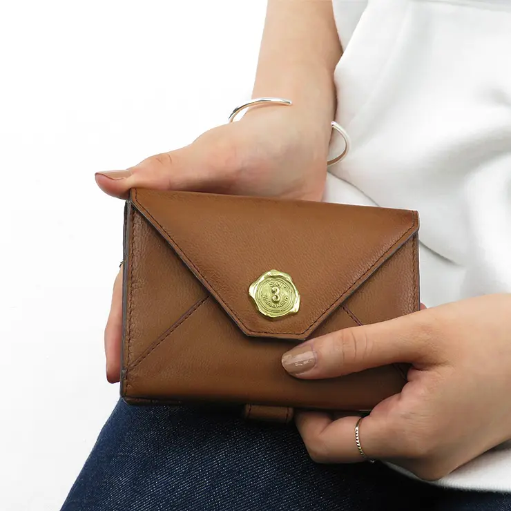 メール型 二つ折り財布
