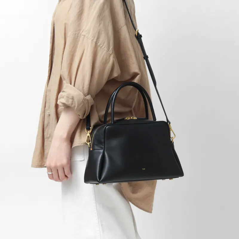 TOV トーヴ PETAL レザー 2wayボストンバッグ (M) ブラック