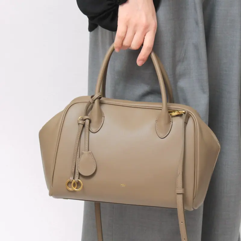 TOV トーヴ MOU  レザー 2way ボストンバッグ (S)