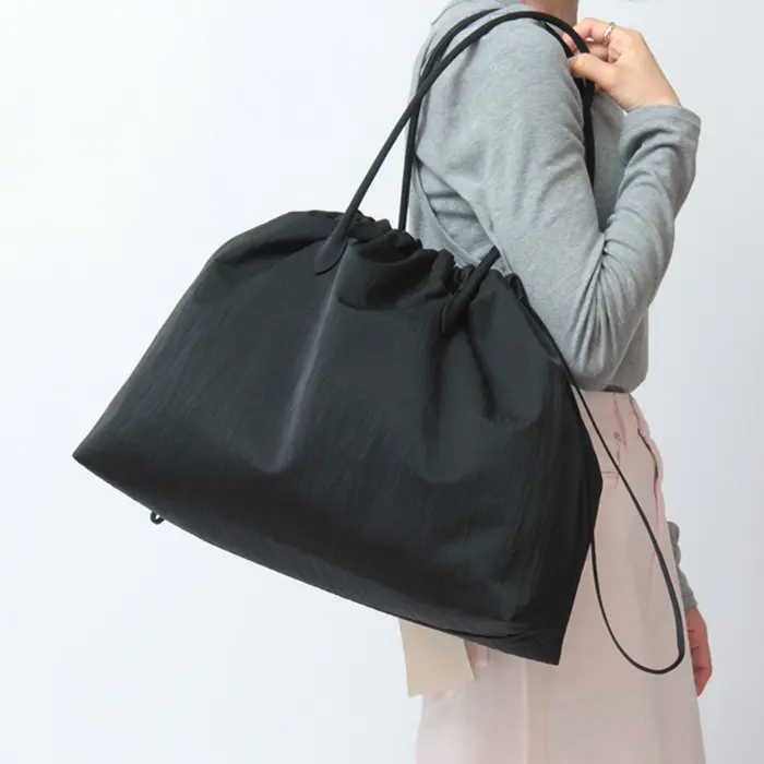 MARY AL TERNA メアリオルターナ WRING ナイロン 巾着 トートバッグ