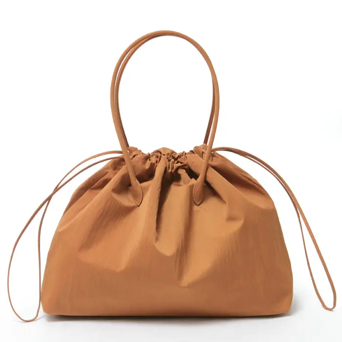 MARY AL TERNA メアリオルターナ WRING ナイロン 巾着 トートバッグ BROWN