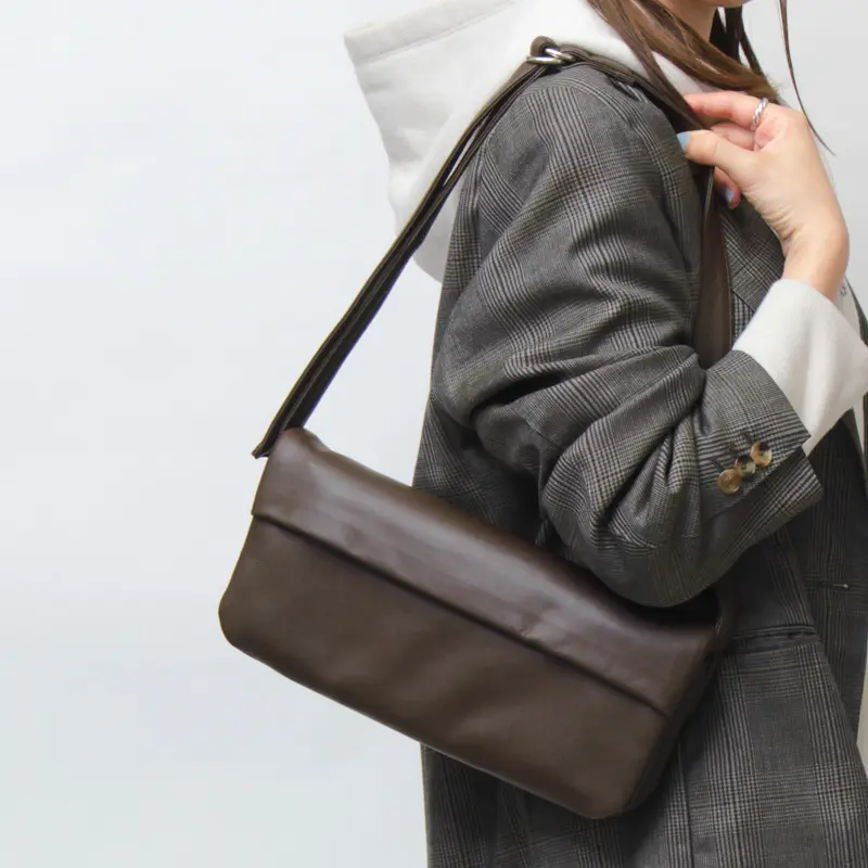 Bucket Baggage バケットバゲージ Puff Pillow ショルダーバッグ DK.BROWN