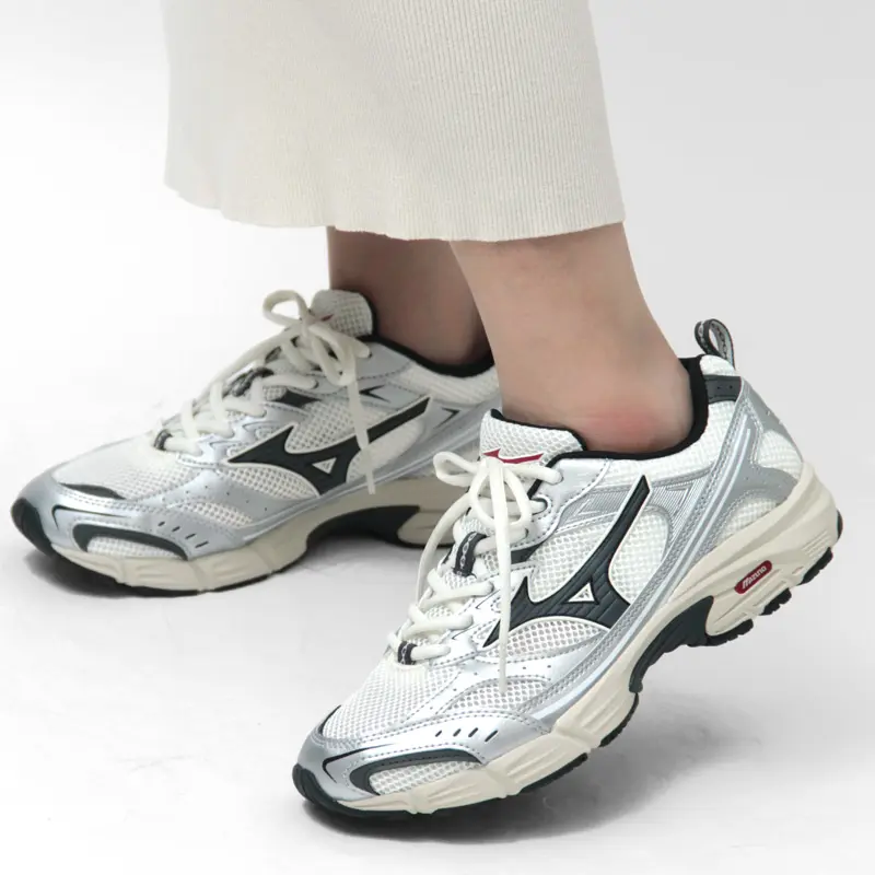 MIZUNO ミズノ MXR スニーカー