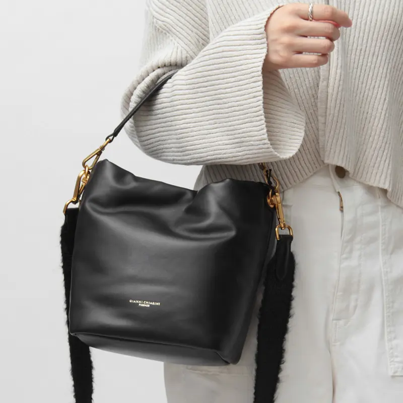 GIANNI CHIARINI ジャンニキアリーニ MIREA パフィナッパレザー 2WAYハンドバッグ