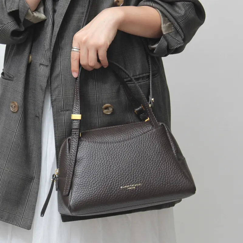 GIANNI CHIARINI ジャンニキアリーニ DEA レザー 2WAYトートバッグ