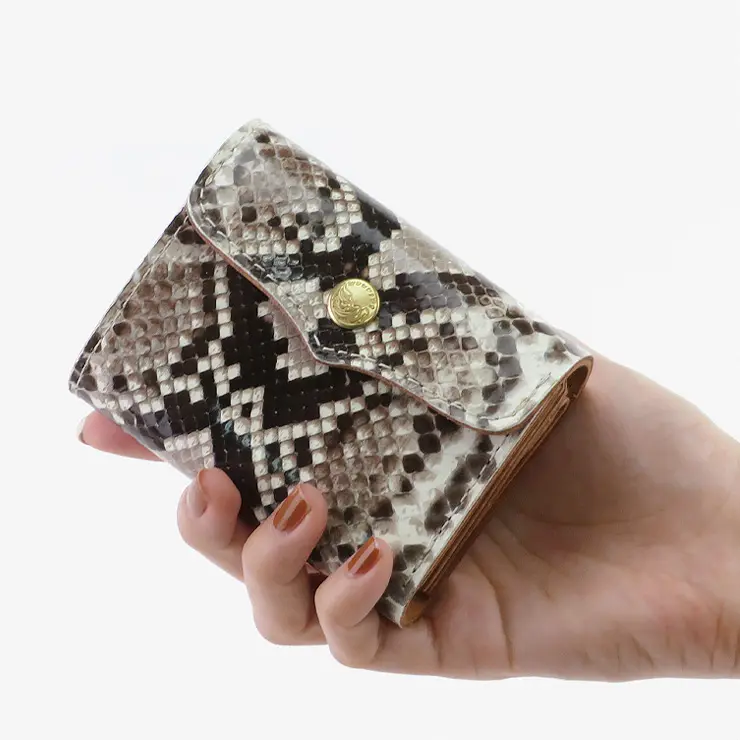 パイソンレザー 三つ折り 財布