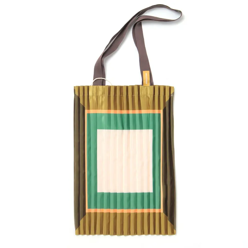 MULTITUDES マルチチューズ PLEATED TOTE サテン プリーツ トートバッグ CEFALU