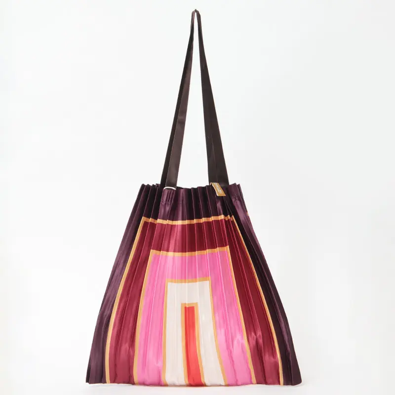 MULTITUDES マルチチューズ PLEATED TOTE サテン プリーツ トートバッグ VILLASIMIUS