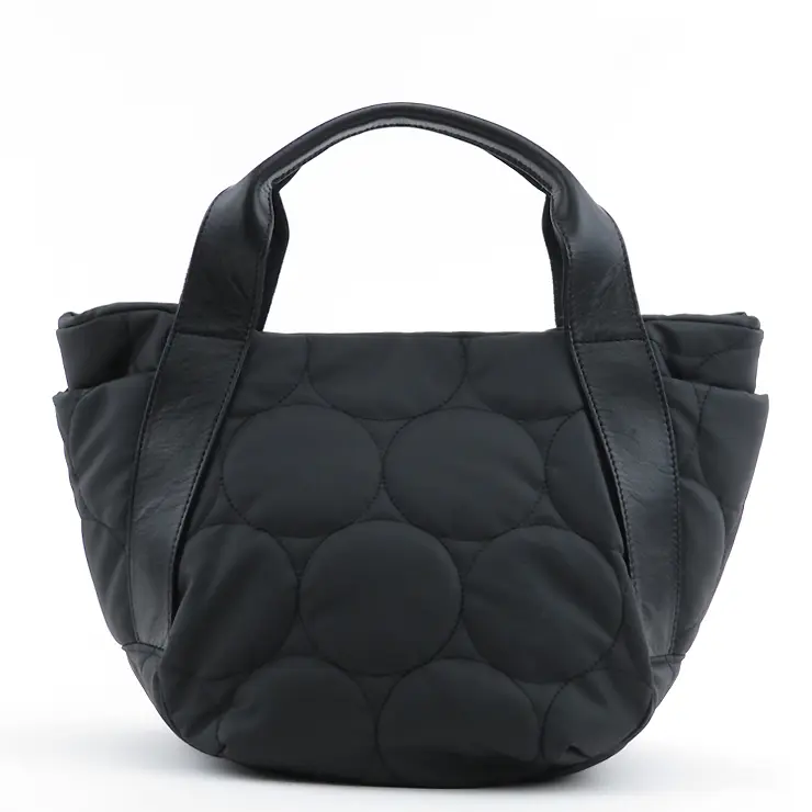 VIA DOAN ヴィアドアン Parrot ドットキルティング トートバッグ ブラック