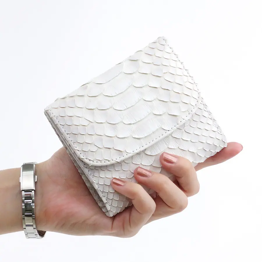 VIA DOAN ヴィアドアン Bran python 二つ折り 財布