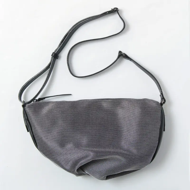 ESTINE エスティーヌ ゼファー ショルダーバッグ (M) シルバー