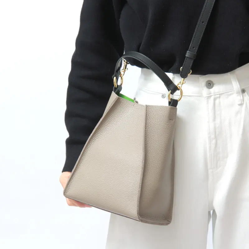 ikot イコット レザー 2way ハンドバッグ