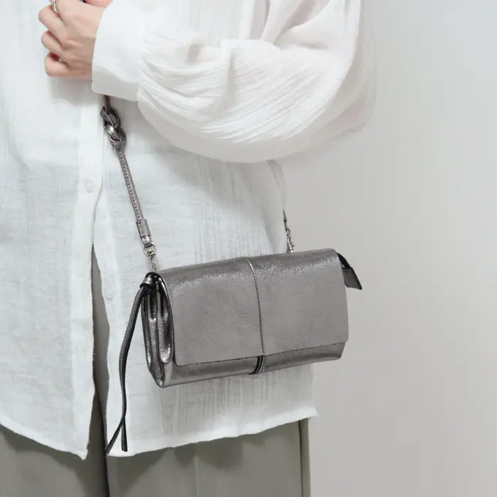 ikot イコット お財布ポシェット