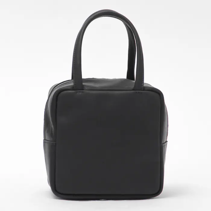 GLOSS LEATHER CUBE TOTE レザー ハンドバッグ