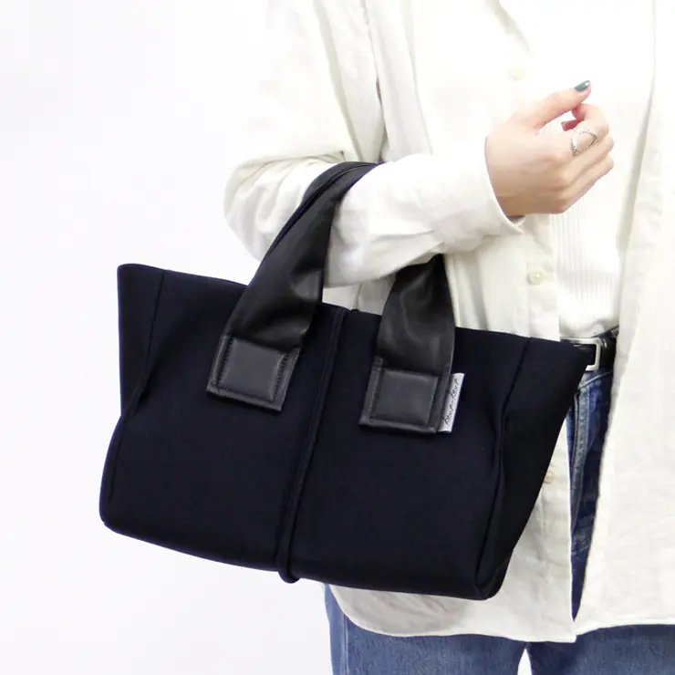 kawa-kawa カワカワ wet トートバッグ (S)