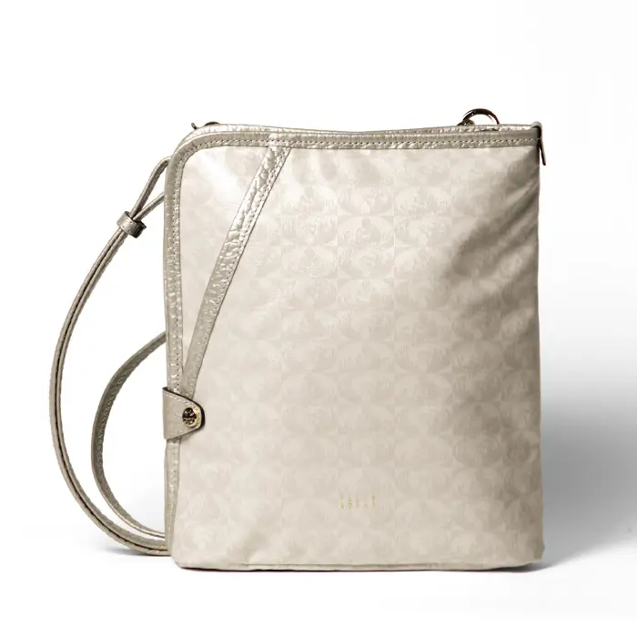 PELLE BORSA ペレボルサ Alive  ナイロン 軽量 縦型ポシェット シャンパンゴールド