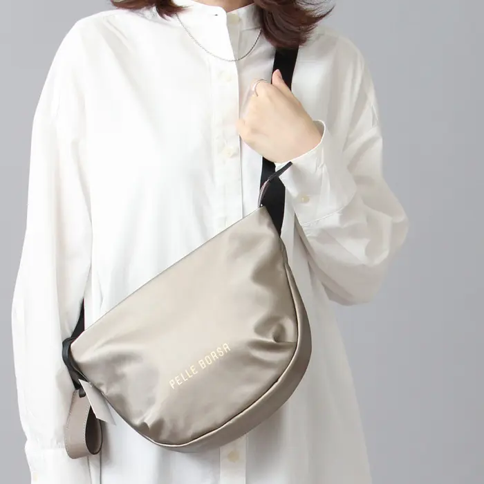 PELLE BORSA ペレボルサ チアーズ コンパクト ラウンドショルダー