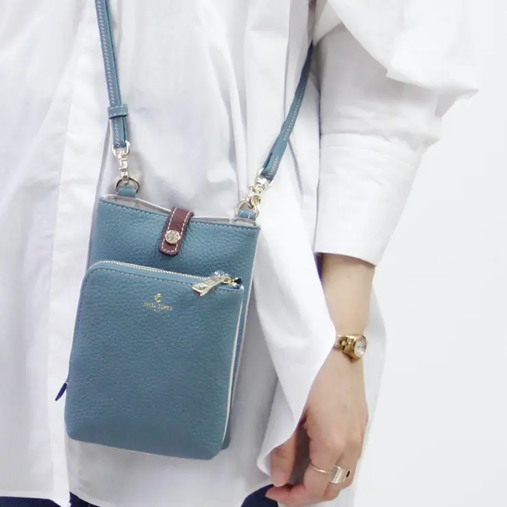 PELLE BORSA ペレボルサ Reinette レネット シュリンクレザー スマートポシェット