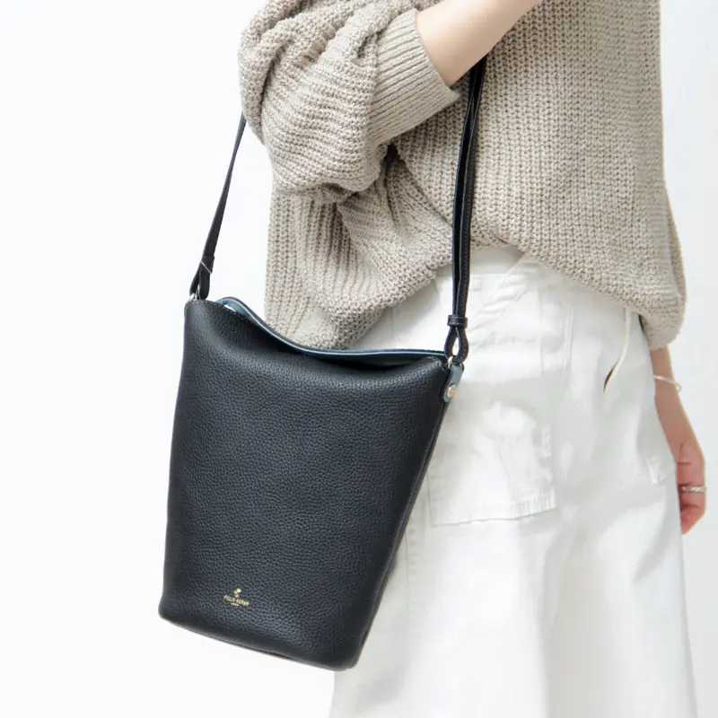 PELLE BORSA ペレボルサ レネット縦型ショルダーバッグ