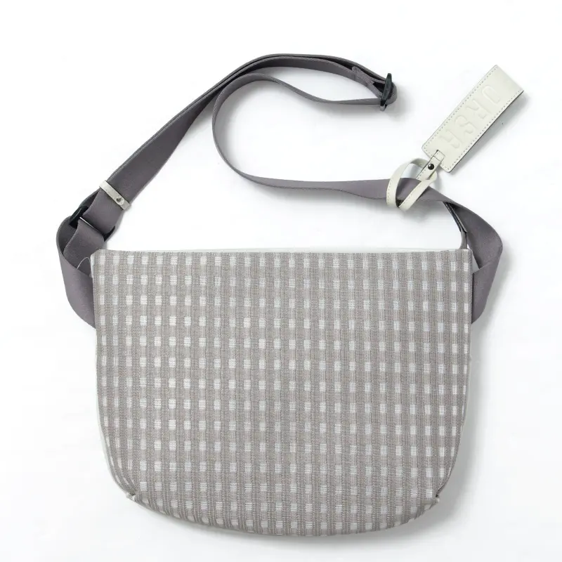 PELLE BORSA ペレボルサ Breezia ラウンド ショルダーバッグ