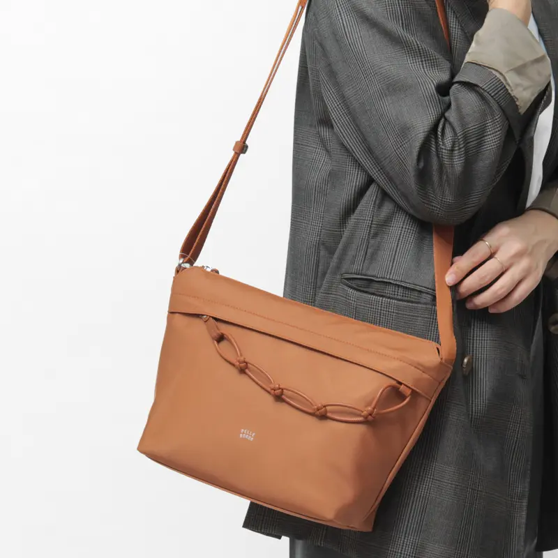 PELLE BORSA ペレボルサ Bloom ショルダーバッグ