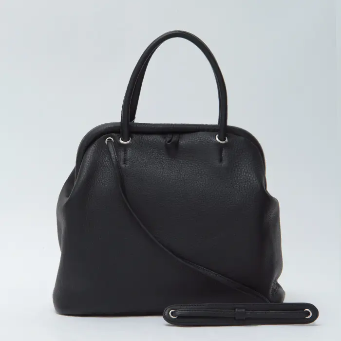 mononogu モノノグ Coquille Shrink Boston がま口 2way ボストンバッグ ブラック