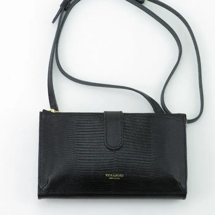 VIOLAd'ORO ヴィオラドーロ ADRIA リザード型押しレザー スマホポシェット 横型 ブラック