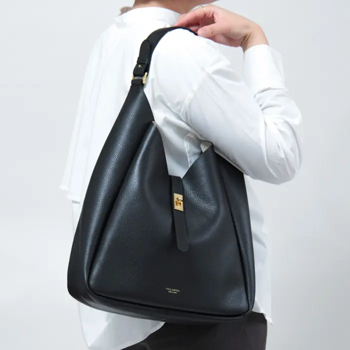 VIOLAd'ORO ヴィオラドーロ TRERO イタリアンWフェイスレザー ワンショルダーバッグ V-1515 ブラック