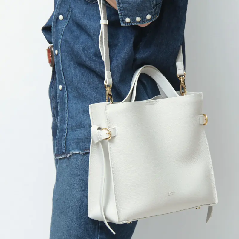 VIOLAd'ORO ヴィオラドーロ TRERO レザー 2way トート V-1619