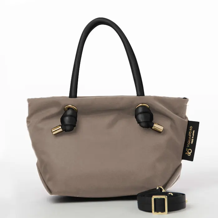 VIOLAd'ORO ヴィオラドーロ BIANCA ノットハンドル ナイロン 2wayトートバッグ (XS) トープ×ブラック