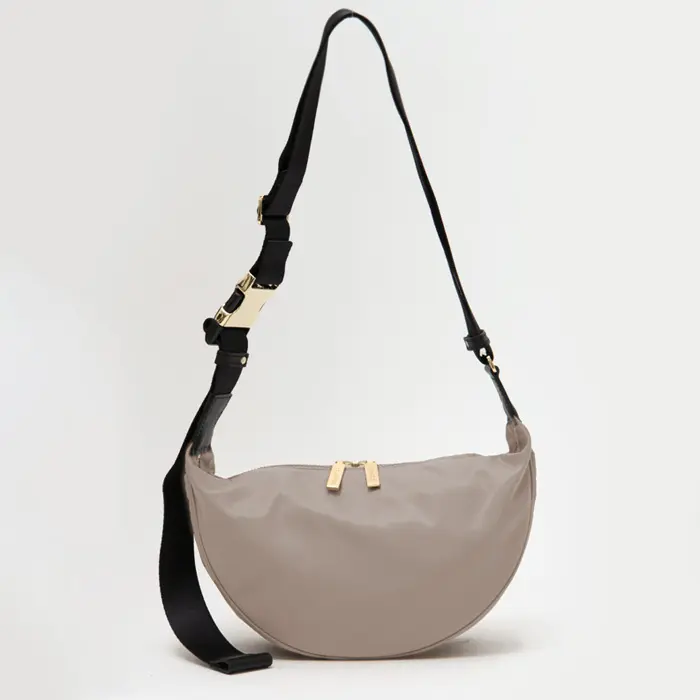 VIOLAd'ORO ヴィオラドーロ BIANCA ナイロンショルダーバッグ V-2247 トープ/ブラック