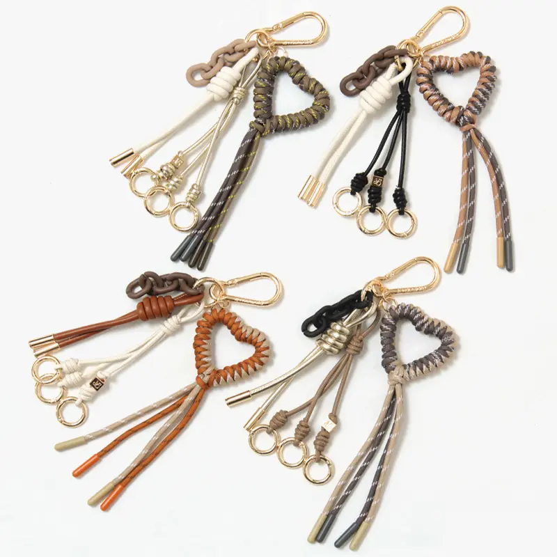 VIOLAd'ORO ヴィオラドーロ BIANCA パラコードハート バッグチャーム