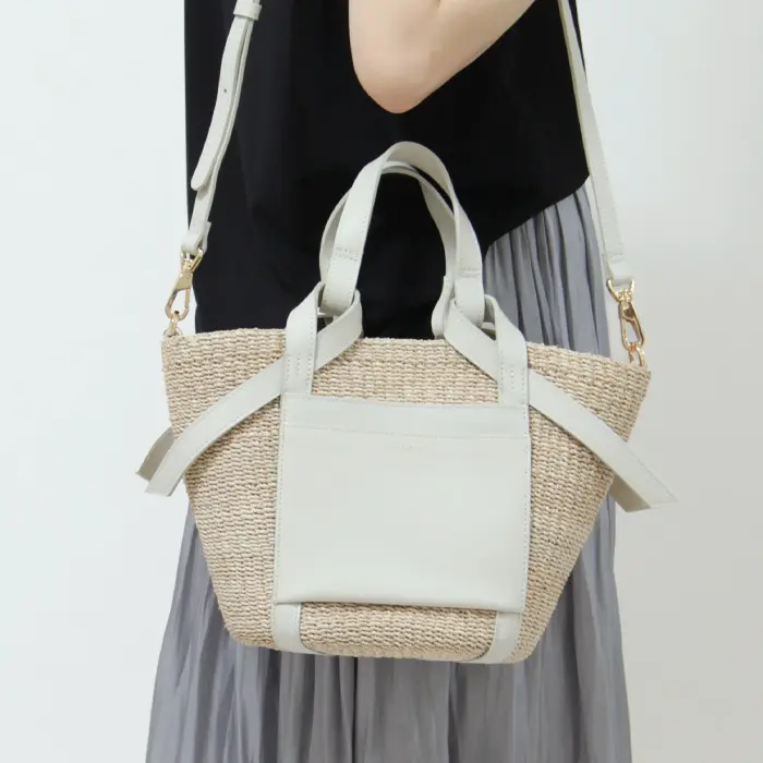 VIOLAd'ORO ヴィオラドーロ MIRO アバカ レザーポケット付き 2wayかごバッグ（M）