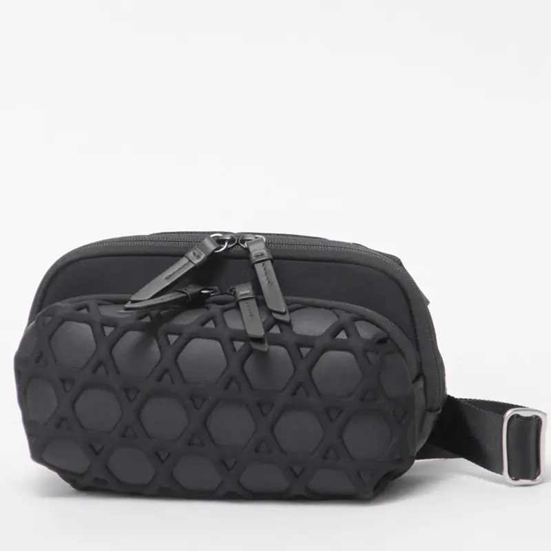 LAQUOH ラクーオ Kagome Large Emboss ショルダーバッグ ブラック