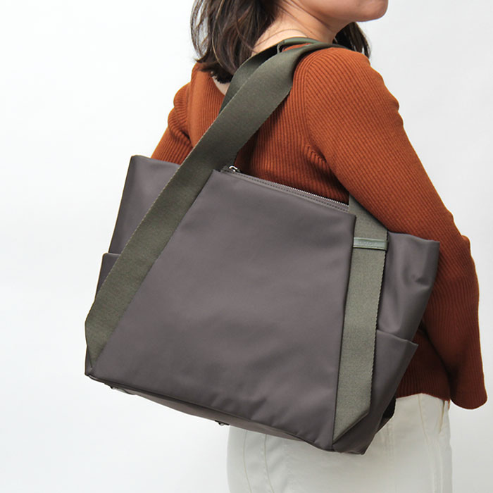 LAQUOH ラクーオ UTILITY MINIMAL ナイロントートバッグ (M)