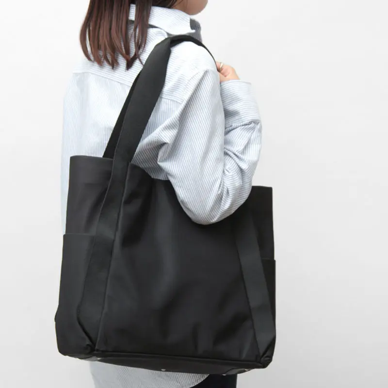 LAQUOH ラクーオ UTILITY MINIMAL NYLON ペアレンツトート