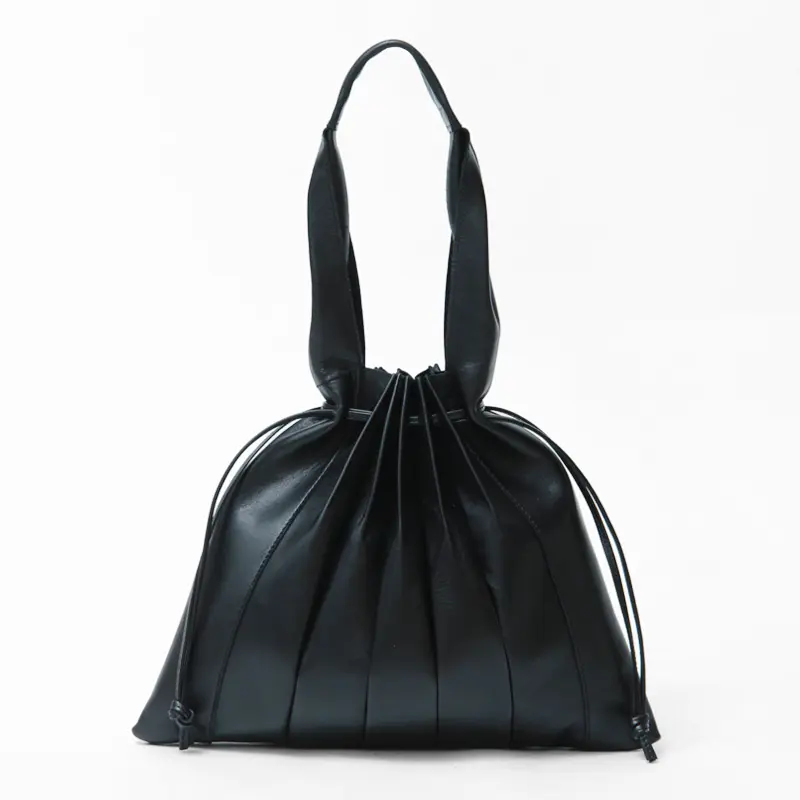 LILY リリー アンジェ レザー 巾着バッグ ブラック