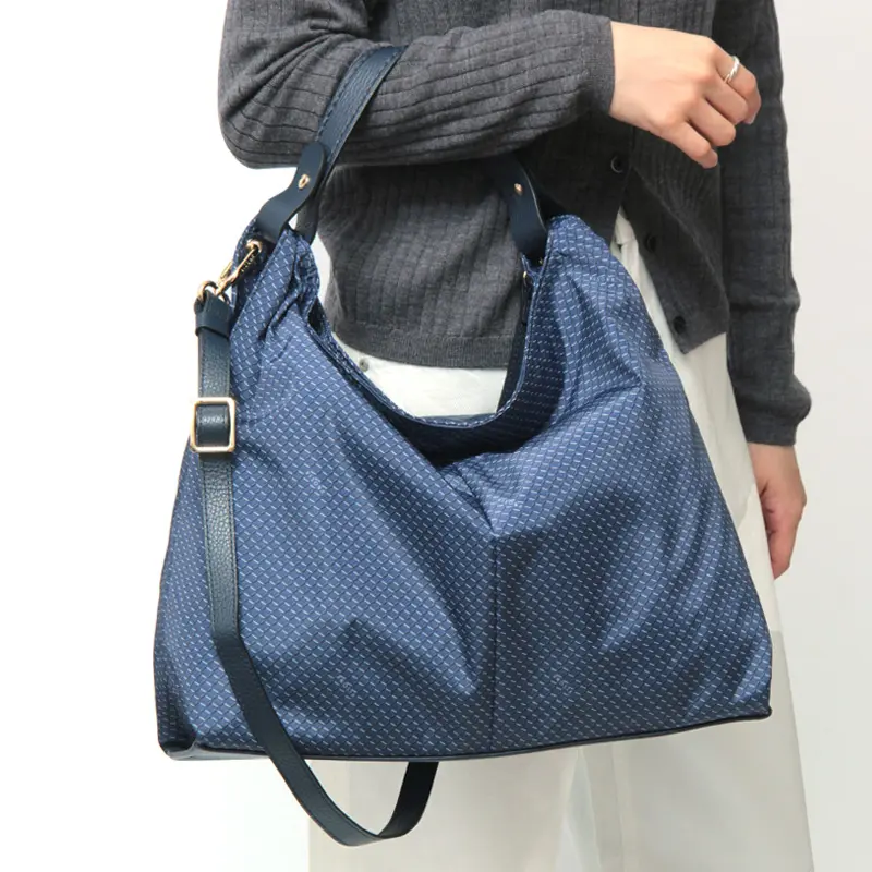 VISONA ヴィソナ モノグラムプリント 2way ショルダーバッグ (L) NAVY