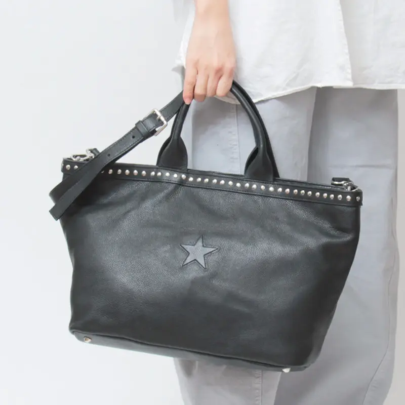 Io Pelle イオペレ 星 型押し レザー 2way トートバッグ