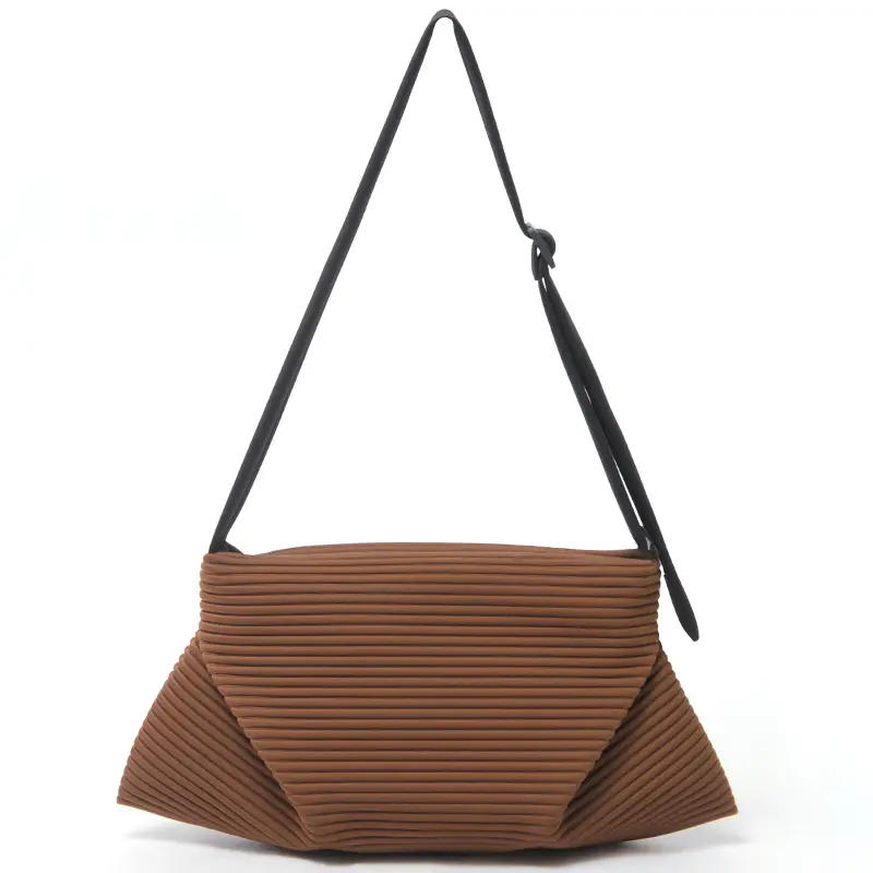 IN.ZU インズー Anvil ファブリック ショルダーバッグ